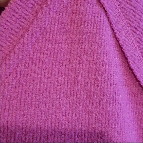 Wildfox Haley Brushed Magenta Purple Barbie Pink Y2K M V-Neck EUC Shirt Top - Picture 9 of 17